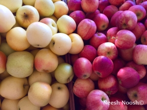 Apples. Eastern Market. Washington, DC